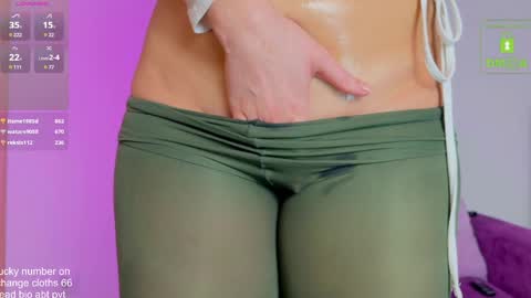 Snapshot of miss_vero chatting on 02.12.25 Just Vero online show from 02.12.25