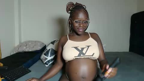 Snapshot of miss_wetcherry chatting on 05.29.26 Cherie Independent model online show from 05.29.26