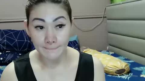 HOT MOMMY ZEPHYR online show from 02.02.26