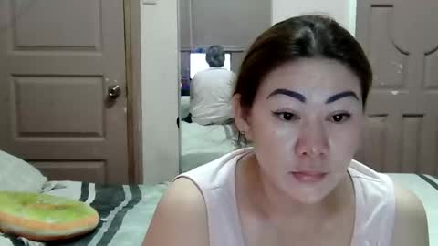 HOT MOMMY ZEPHYR online show from 02.09.26