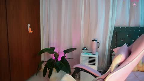 missara_ online show from 04.10.26