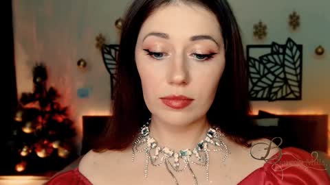 The divine Beverly online show from 12.25.24