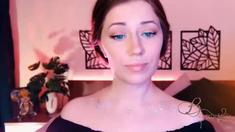 The divine Beverly online show from 03.08.25