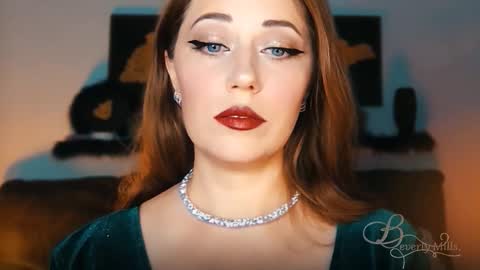 The divine Beverly online show from 09.18.25