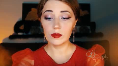 The divine Beverly online show from 10.04.25