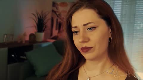 The divine Beverly online show from 01.10.26