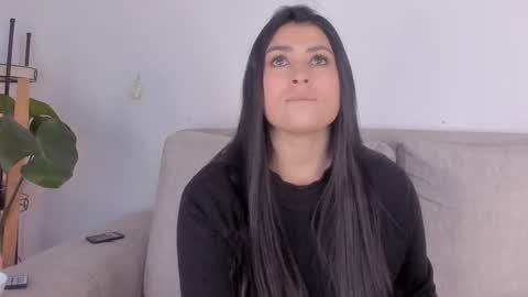 Bianca Torres online show from 09.24.25