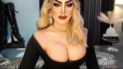 PRIESTESS CHANNEL online show from 11.14.25