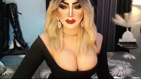 PRIESTESS CHANNEL online show from 11.15.25