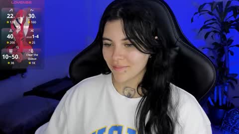 Snapshot of misscharlottte_18 chatting on 10.29.25 Missy Charlottte. Hey remember to give me a thumbs up ty online show from 10.29.25