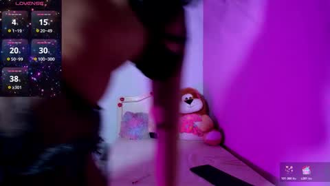 Snapshot of misschelsea01 chatting on 02.11.26 Chelsea online show from 02.11.26