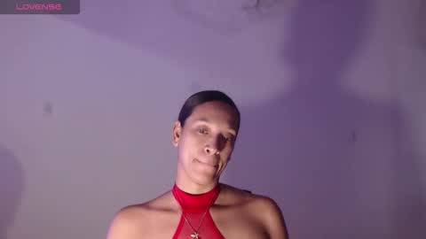 Snapshot of misscruzxz chatting on 12.02.25 Donna di Diamanti online show from 12.02.25