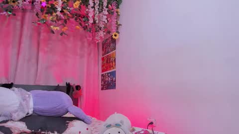 Snapshot of misscurvytop chatting on 02.09.26 Vane online show from 02.09.26