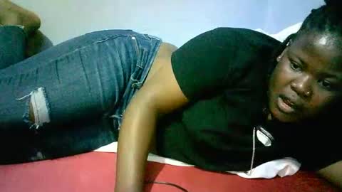 Snapshot of misscuteberry chatting on 02.16.25 VAL online show from 02.16.25