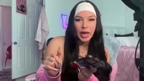 Snapshot of missdulce1 chatting on 11.11.25 D online show from 11.11.25