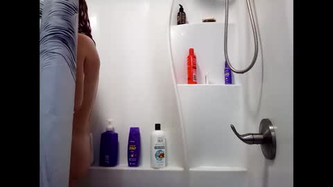 MissEeva online show from 01.14.25