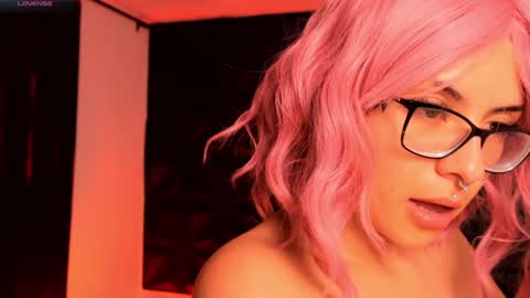 Snapshot of misselektra__ chatting on 01.10.25 ELEKTRA online show from 01.10.25