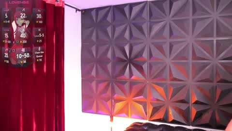 Snapshot of misselektra__ chatting on 02.10.25 ELEKTRA online show from 02.10.25