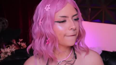 Snapshot of misselektra__ chatting on 02.10.25 ELEKTRA online show from 02.10.25