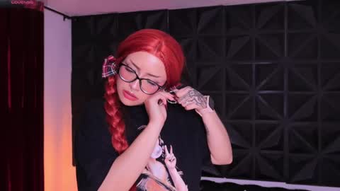 Snapshot of misselektra__ chatting on 03.05.25 ELEKTRA online show from 03.05.25