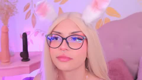 Snapshot of misselektra__ chatting on 10.15.25 ELEKTRA online show from 10.15.25