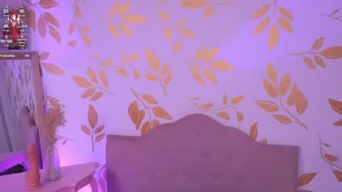 Snapshot of misselektra__ chatting on 11.21.25 ELEKTRA online show from 11.21.25