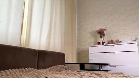 Snapshot of misseliss chatting on 11.13.25 Hello dear my name Elisa online show from 11.13.25