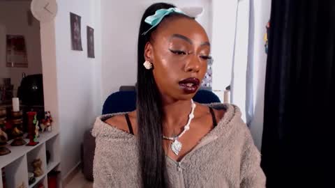 Emilie Diaz online show from 03.19.26