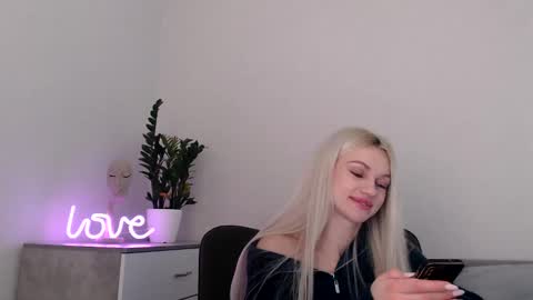 EMMA online show from 02.21.25