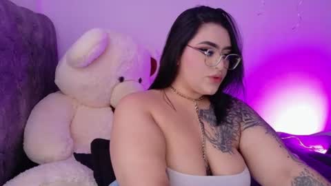 Snapshot of missevans_ chatting on 07.20.26 missevans_ online show from 07.20.26