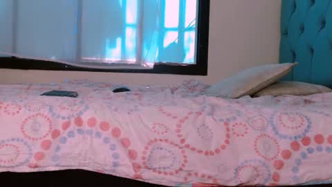 Snapshot of missflowernaugthy1 chatting on 09.20.25 flower online show from 09.20.25