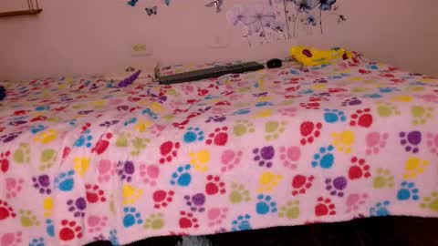 Snapshot of missflowernaugthy1 chatting on 09.27.25 flower online show from 09.27.25