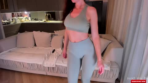 Lauren online show from 11.18.25