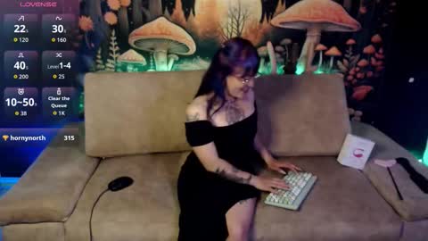 Snapshot of missfungi chatting on 09.18.25 Luna online show from 09.18.25