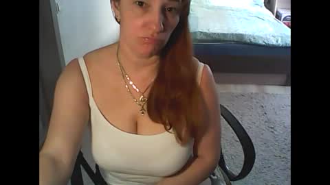 Snapshot of missie_lorrie chatting on 02.20.25 Missie Lorrie online show from 02.20.25