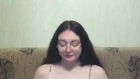 Snapshot of missis_mona chatting on 01.19.25 missis mona online show from 01.19.25