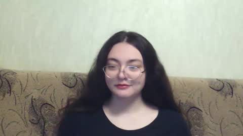 Snapshot of missis_mona chatting on 10.28.25 missis mona online show from 10.28.25