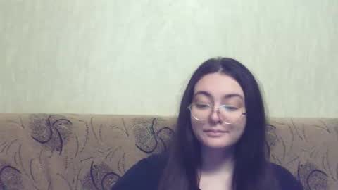 Snapshot of missis_mona chatting on 12.14.25 missis mona online show from 12.14.25