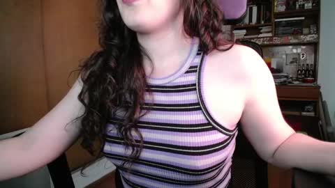 Snapshot of missivana777 chatting on 10.17.25 Ivana online show from 10.17.25