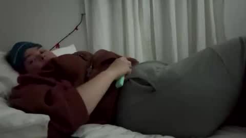 missjynx14 online show from 10.21.25