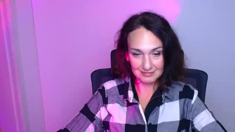 Christina online show from 09.25.25