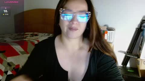 eva   online show from 01.30.25