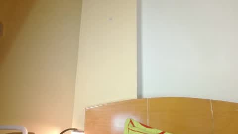 eva   online show from 10.17.25