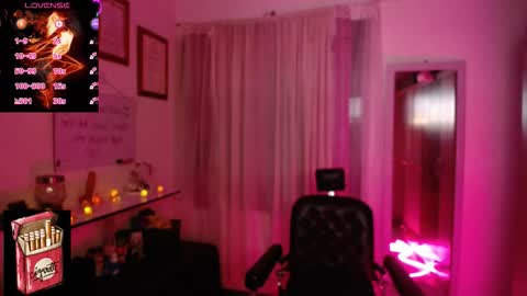 LanaLul  online show from 10.11.25