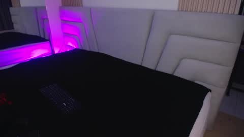 Miss Loise online show from 10.27.25