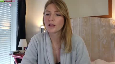 Misslucci online show from 03.08.25