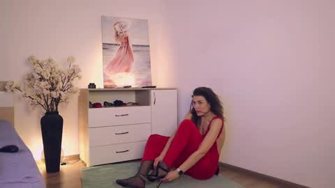 Lullu online show from 01.23.25