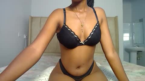 lunah online show from 03.24.26