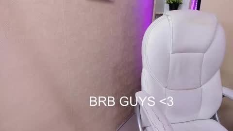 Snapshot of misslynn_ chatting on 03.07.25 i am lyn online show from 03.07.25