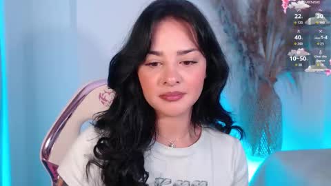 missmariana_ online show from 10.28.25